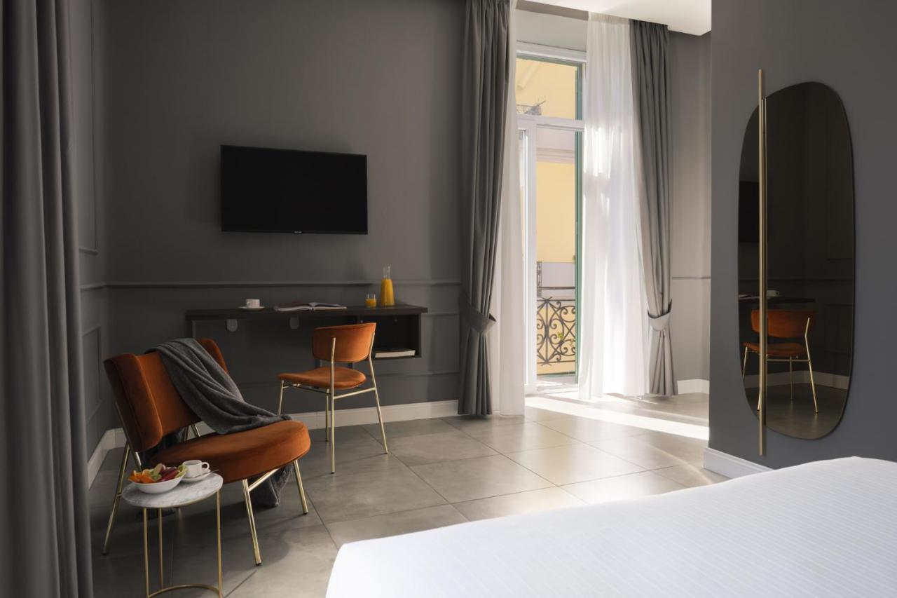 The Grey Hotel Napoli Esterno foto
